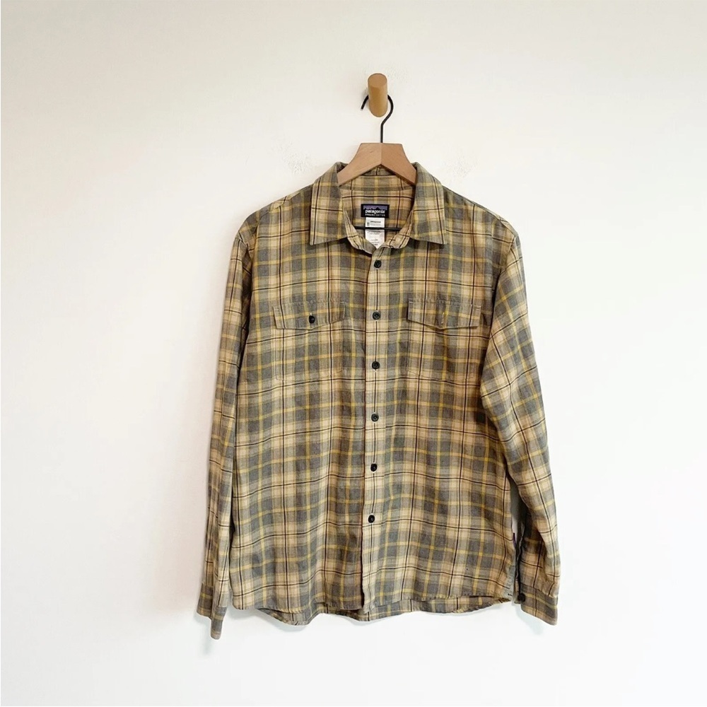 Patagonia Mens Plaid Long Sleeve Organic Cotton Shirt Yellow Gray Medium 53856FO